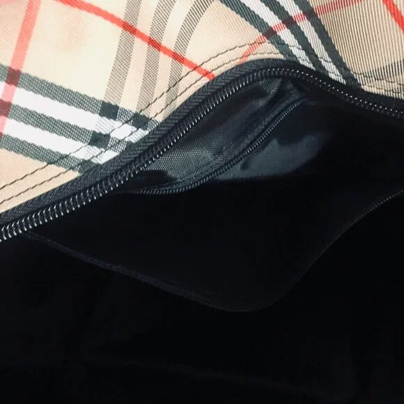 NWT BURBERRY Blue Label Japan Exclusive Nylon & Leather Tote RARE Deadstock - Picture 7 of 13